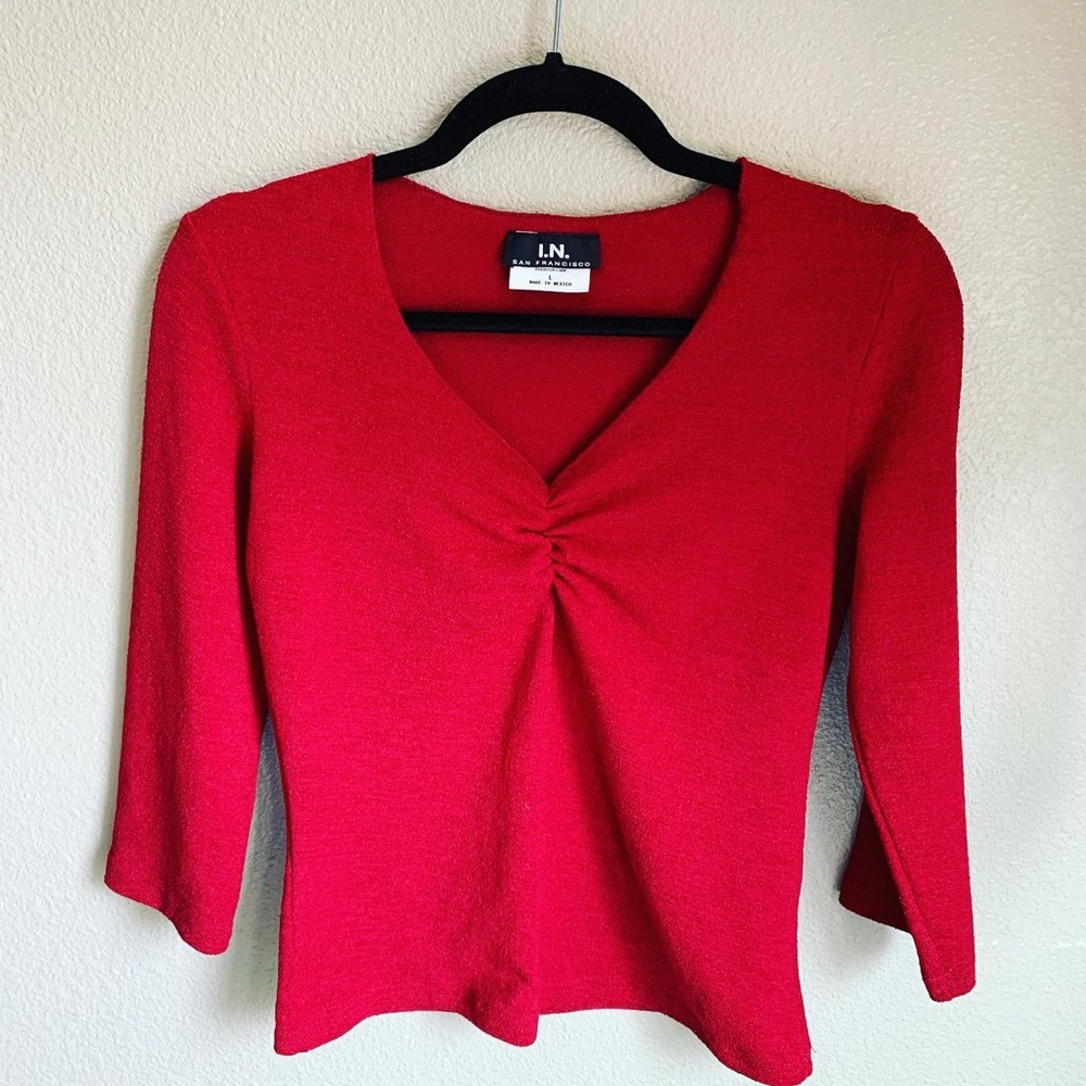 Red rouched crop